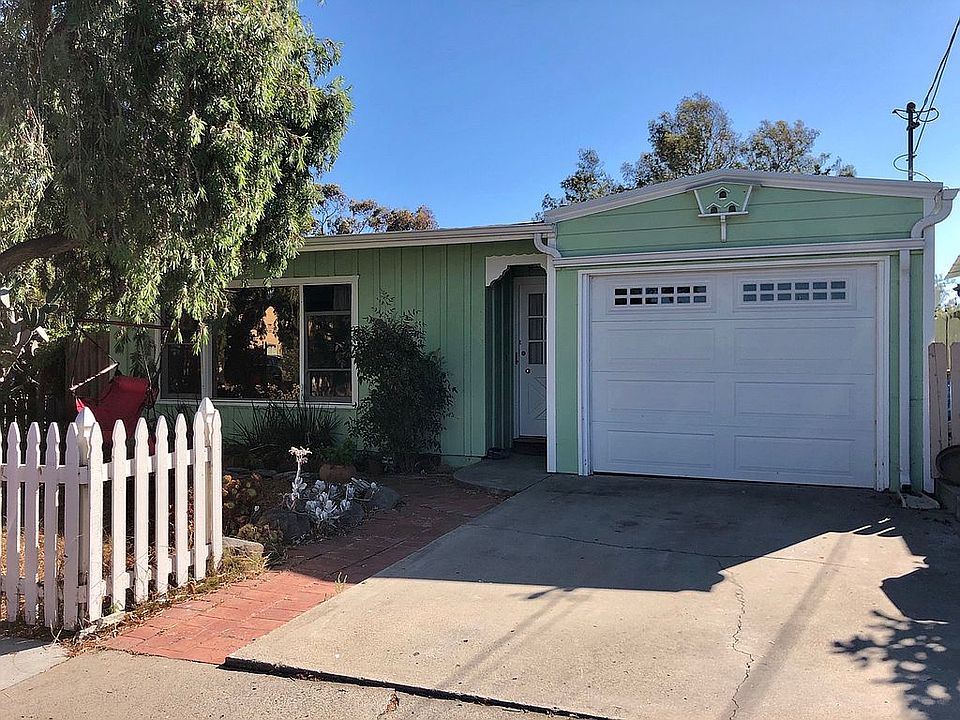 1st image of 2524 Violet St