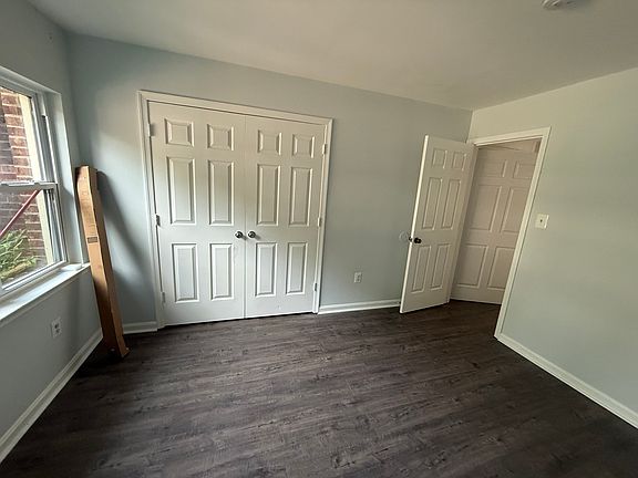 4th image of 6604 Westbury Oaks Ct