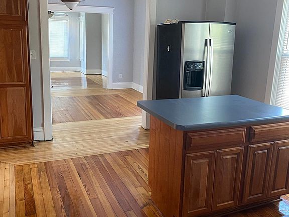 2nd image of 242 Ogden St #2