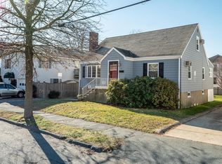 9 Shelton Rd, Swampscott, MA 01907