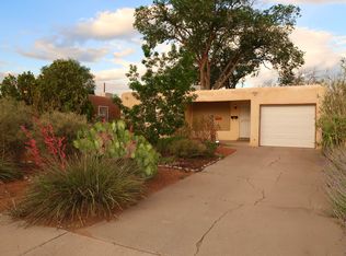 620 Palomas Dr SE, Albuquerque, NM 87108