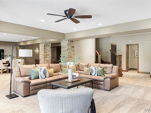 68th image of 1015 Claymark Dr