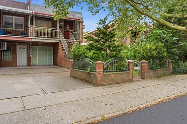 1445 East 100th Street