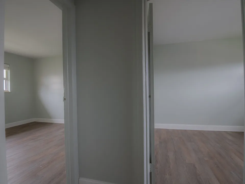 Crestwood Village Townhomes