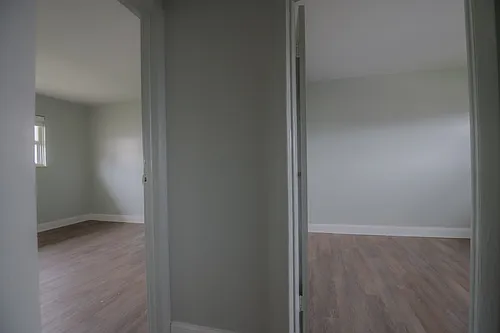 Crestwood Village Townhomes Photo 1