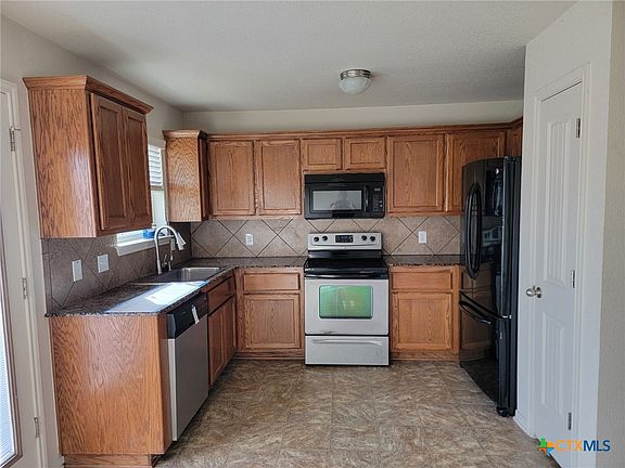 2nd image of 3505 Logsdon St