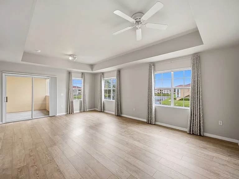 1025 Villagio Cir #208 — Photo 6