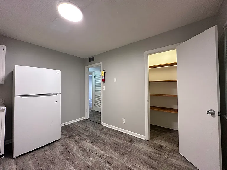 1026 E Mountcastle St #59 — Photo 4