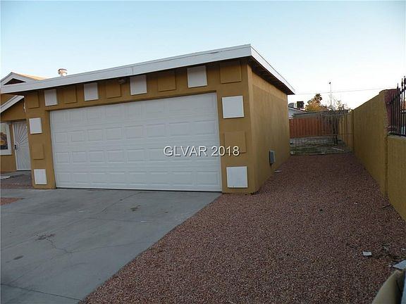 2nd image of 3707 Blue Lake Ave