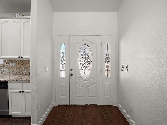 5th image of 6221 Pineneedle Ln