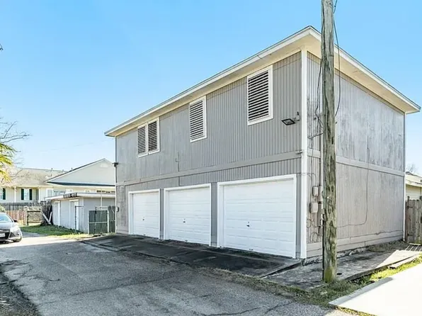 5806 Avenue S 1/2, Galveston, TX 77551