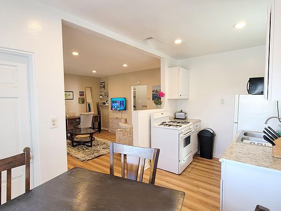 3rd image of 4053 30th St #4053