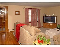 5th image of 84 Kenson Dr