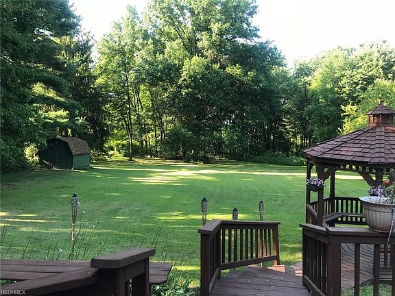 5th image of 3441 Green Dr