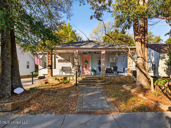 705 Allendale Ave, Gulfport, MS 39501