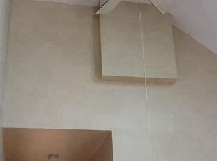 140 Penn St #3, Providence, RI 02909