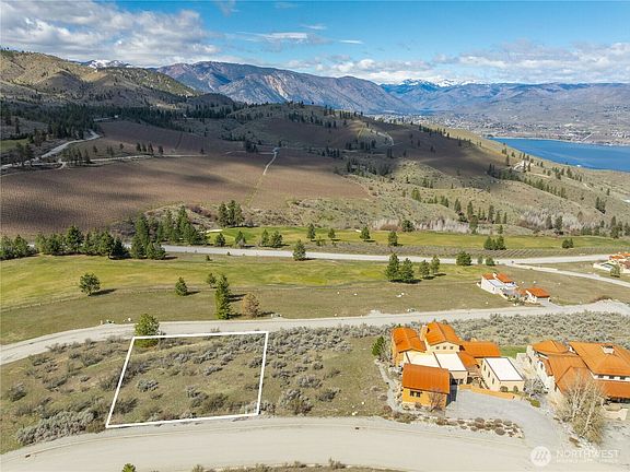 2nd image of 57 Sabio Way