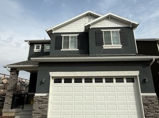 3039 S Willow Creek Dr, Saratoga Springs, UT 84045