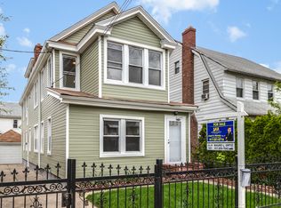 4368 149th St, Flushing, NY 11355