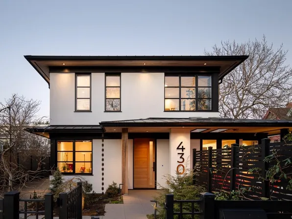 430 Luxton Ave, Victoria, BC V8V 1C9