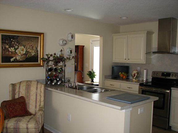 5th image of 1101 Palm Blvd