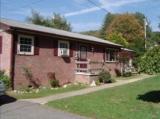 241 Galbraith Creek Rd, Bryson City, NC 28713