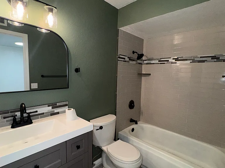 5333 Primrose Dr #34B — Photo 4