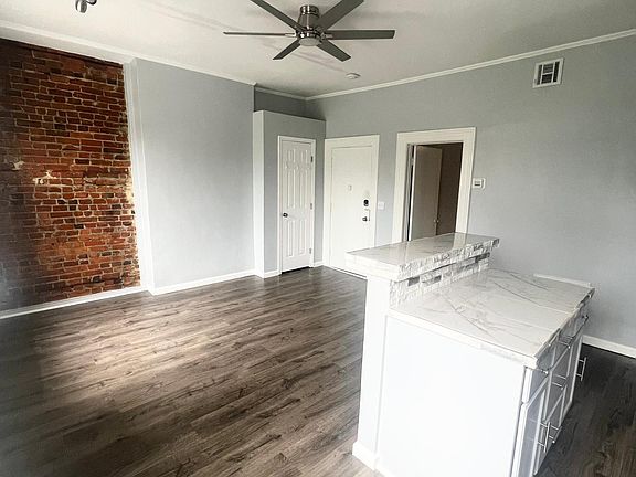 4th image of 713 Stockley Gdns APT 3