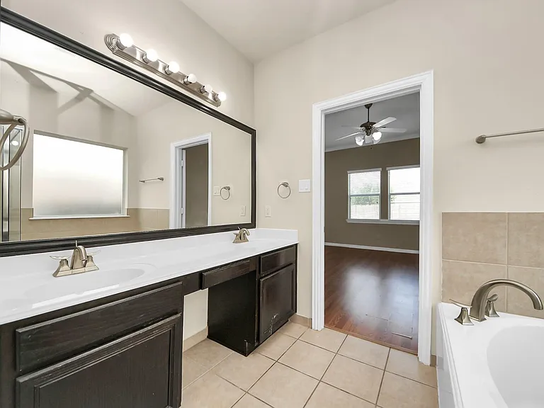24503 Hikers Bend Dr — Photo 19