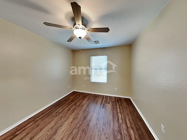 18522 W Legend Dr — Photo 17