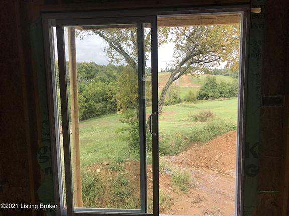 5th image of 294 Reagan Dr