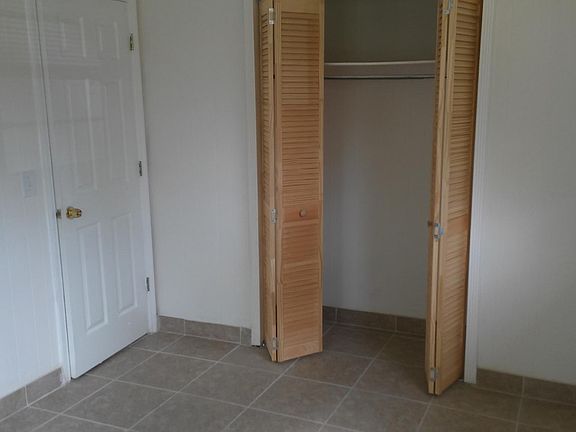 5th image of 2565 88th Ave