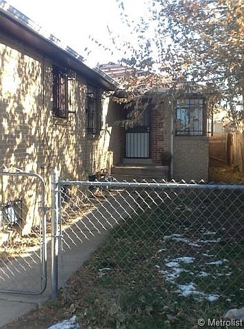 2nd image of 3216 Saint Paul St