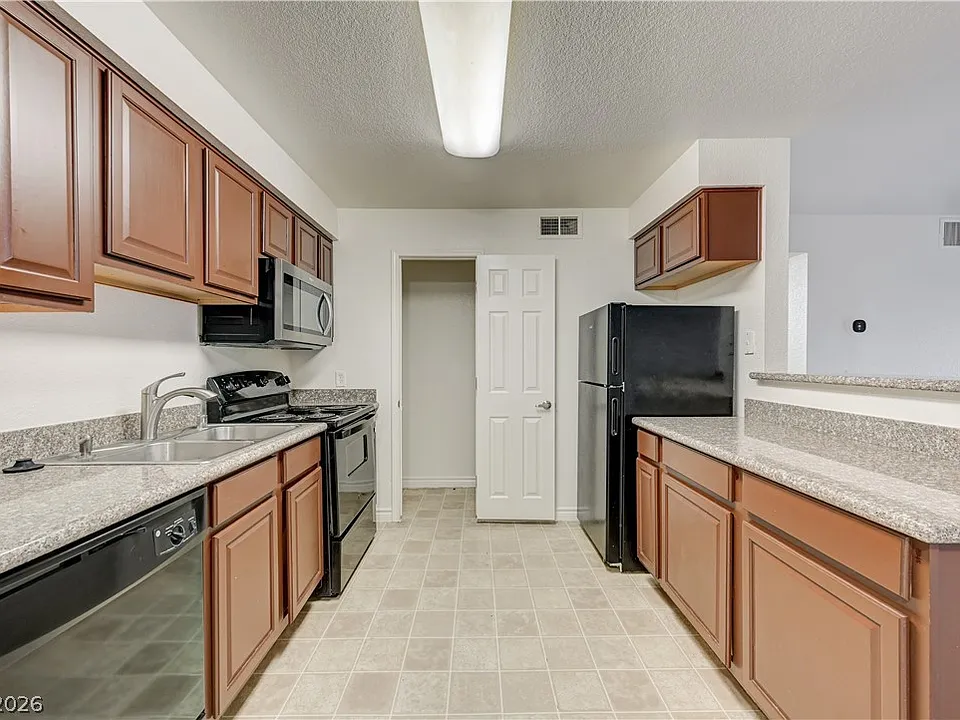 2606 S Durango Dr #248