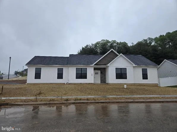 221 Patterson Dr Lot 10, Stewartstown, PA 17363