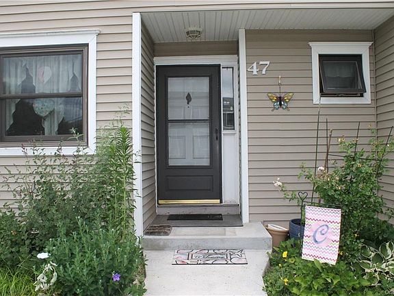 2nd image of 47 Brewster Woods Dr