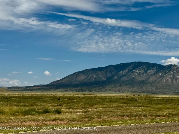 202 Indigo Loop, Ancho, NM 88301