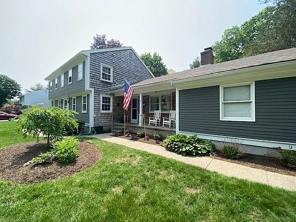 2nd image of 36 Larchwood Dr