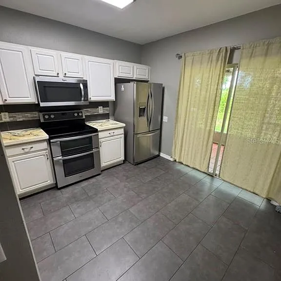 2454 Lake Woodberry Cir — Photo 11