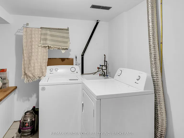 18 Wakil Dr #2 — Photo 7