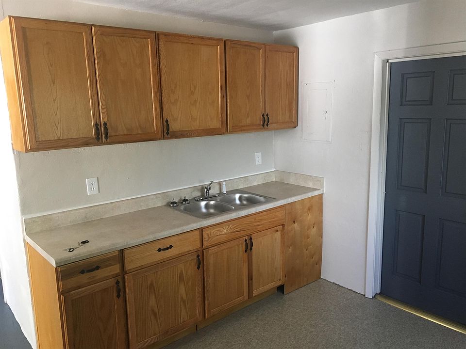 Kitchen - Appliances Not Included with Rental