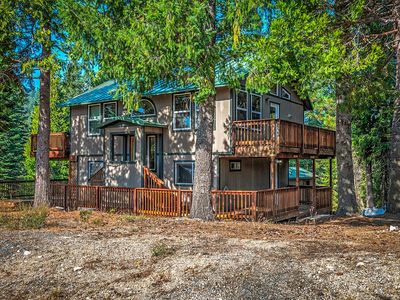 409 Big Sky Rd, Mount Shasta, CA, 96067