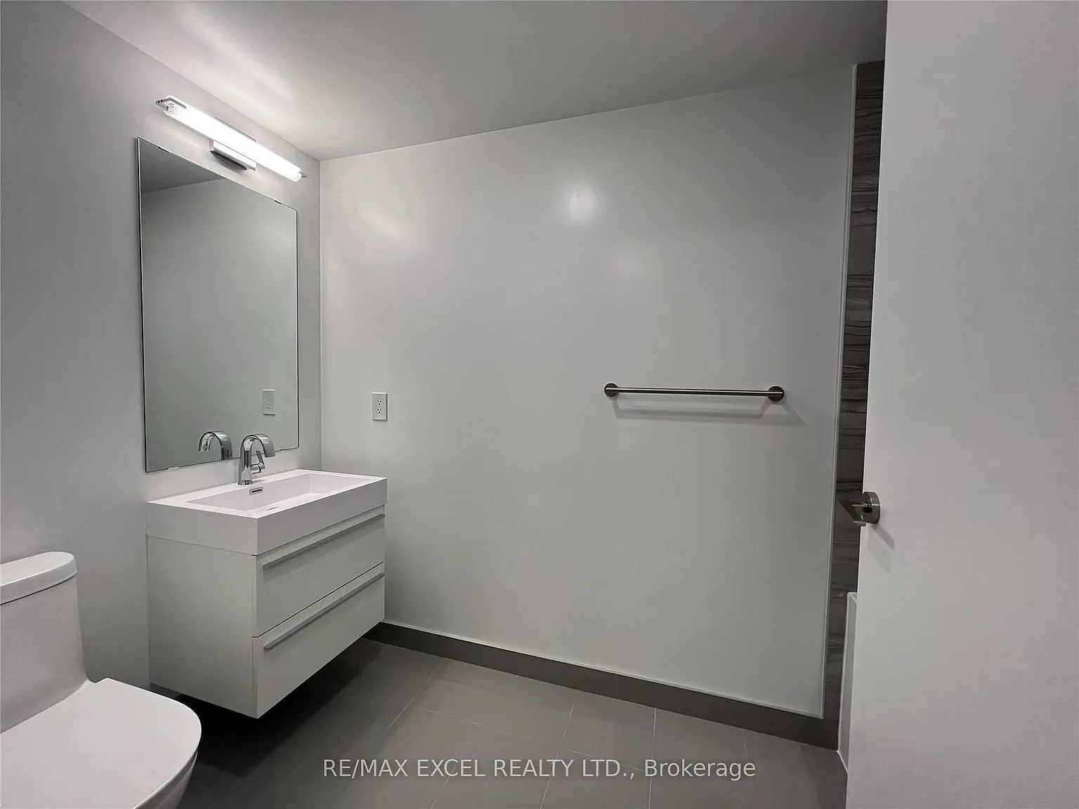 2 bed, $2,950 — Photo 4