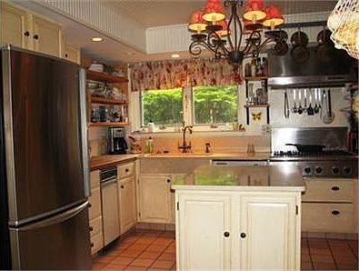 4th image of 832 Hillerman Ln