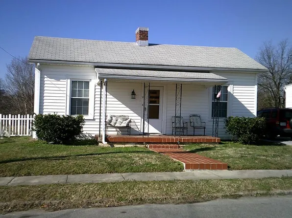 30 Carlson Ave, Danville, VA 24541