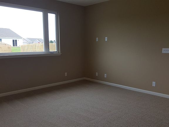 4th image of 3105 Daugherty Dr Lot 212