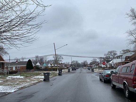 5th image of 3811 19th St