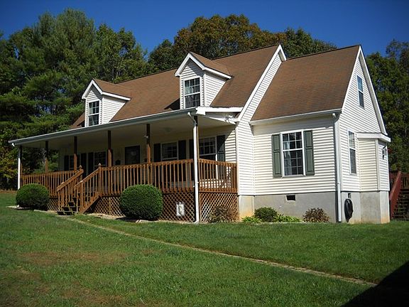 2nd image of 753 Holloway Dr