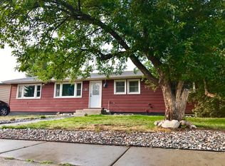 107 E Sunset Dr, Gillette, WY 82716