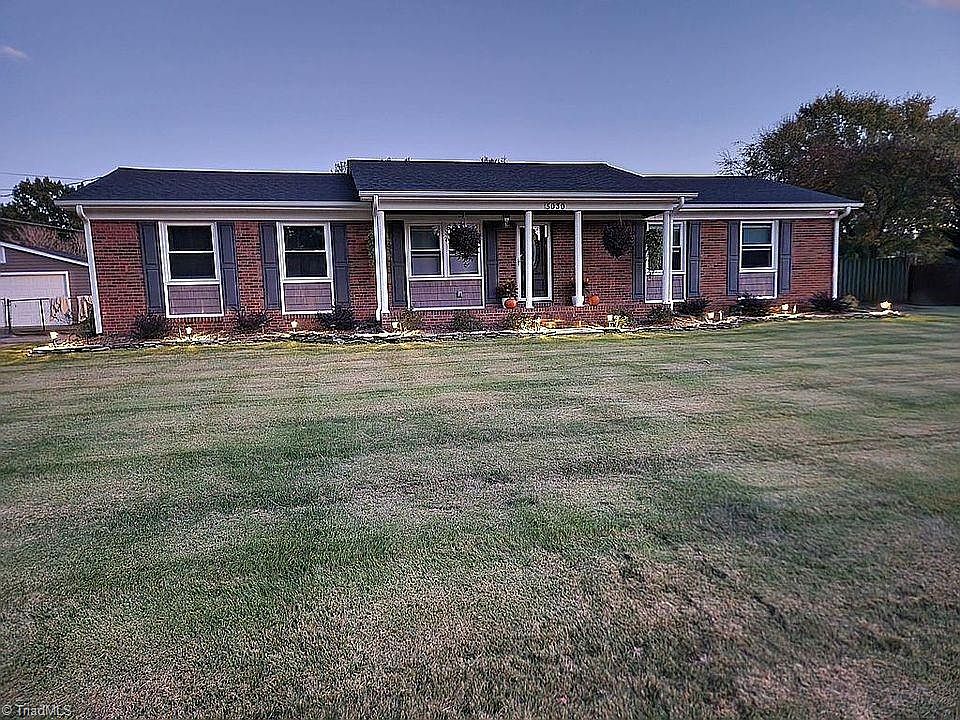 1st image of 5030 Brook Cir